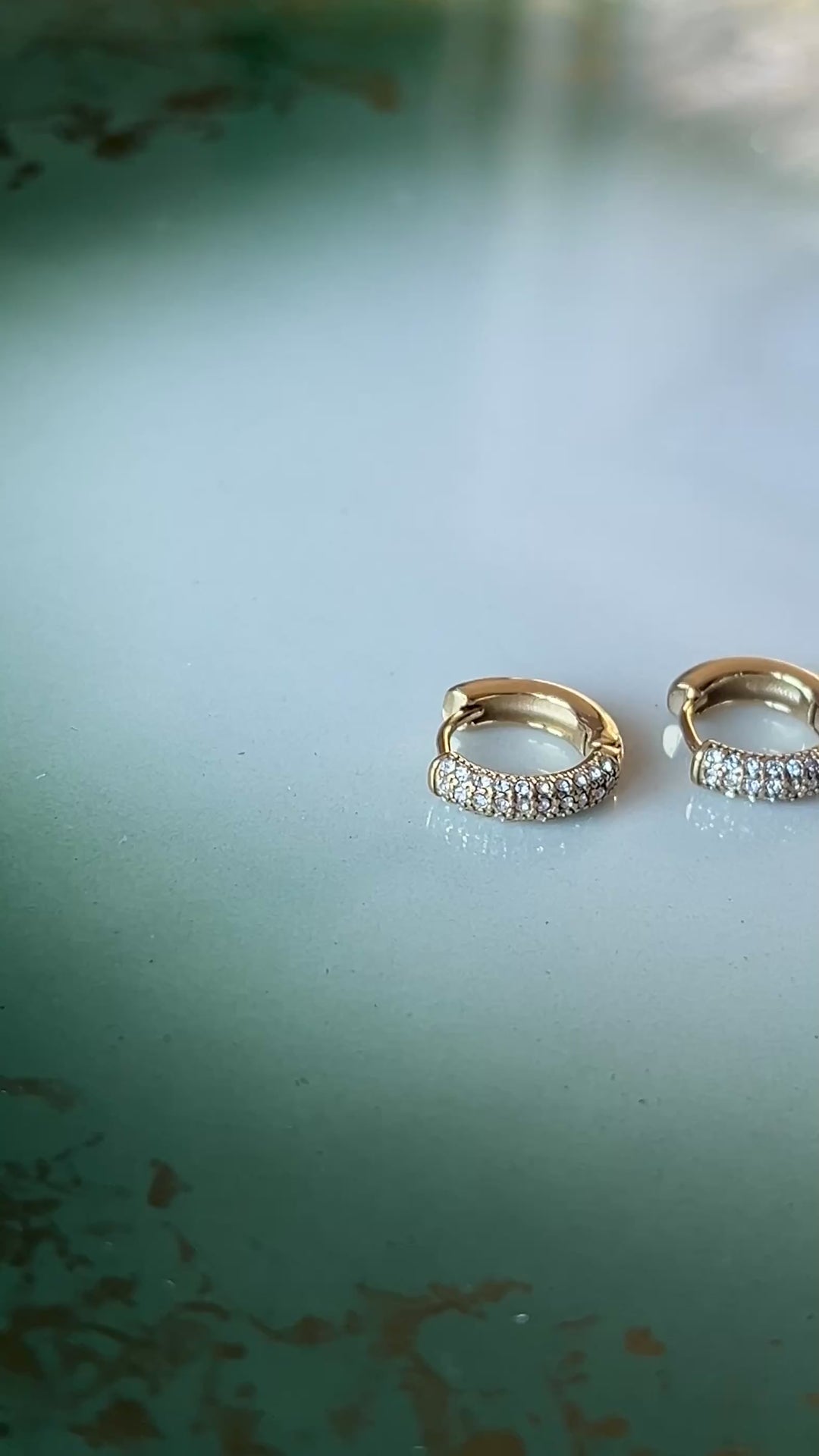 Frøken Dianas Salonger Crstal Hoops Øreringer Glitter strass Rustfritt Stål Gullforgylt
