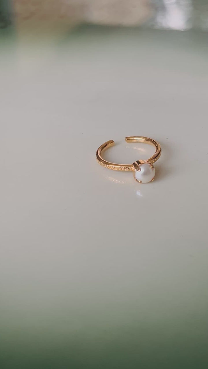 Natti ring - pearl
