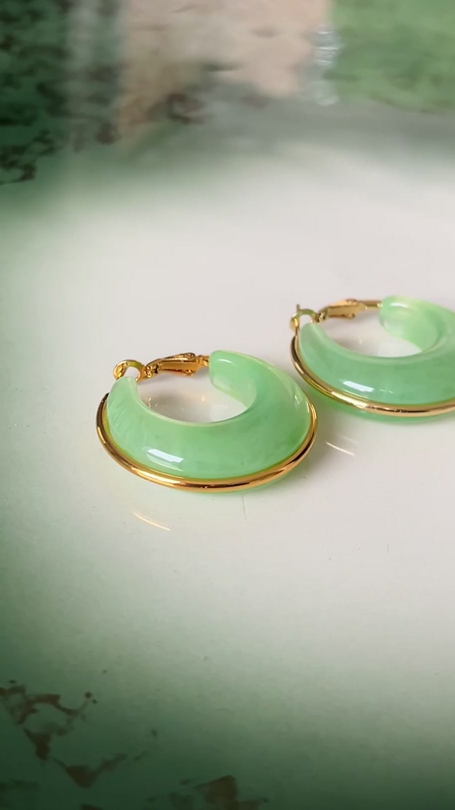 Oredobber marble hoops grønn Froken dianas Salonger 
