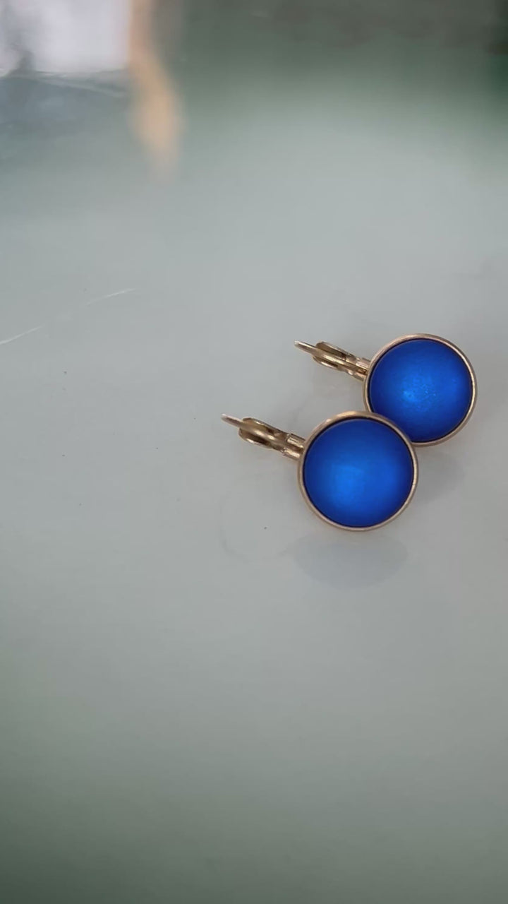 Øredobber dots - silky dazzling blue