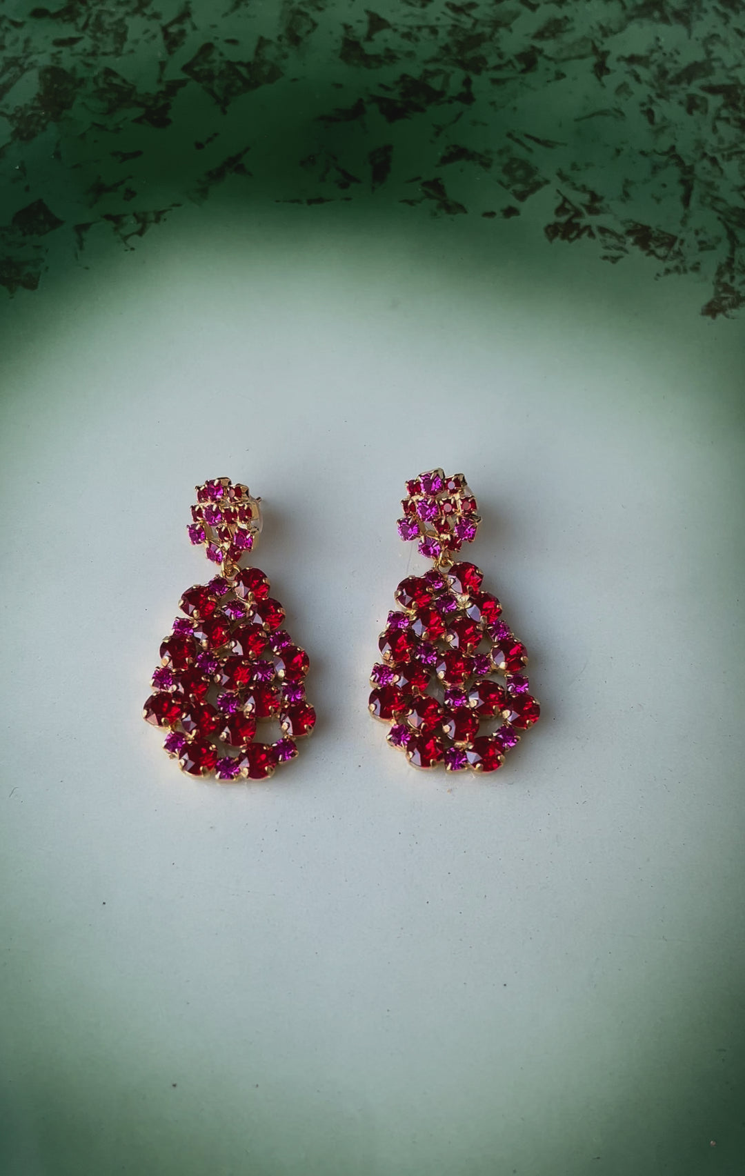 Hanna earrings - scarlet/fuchsia