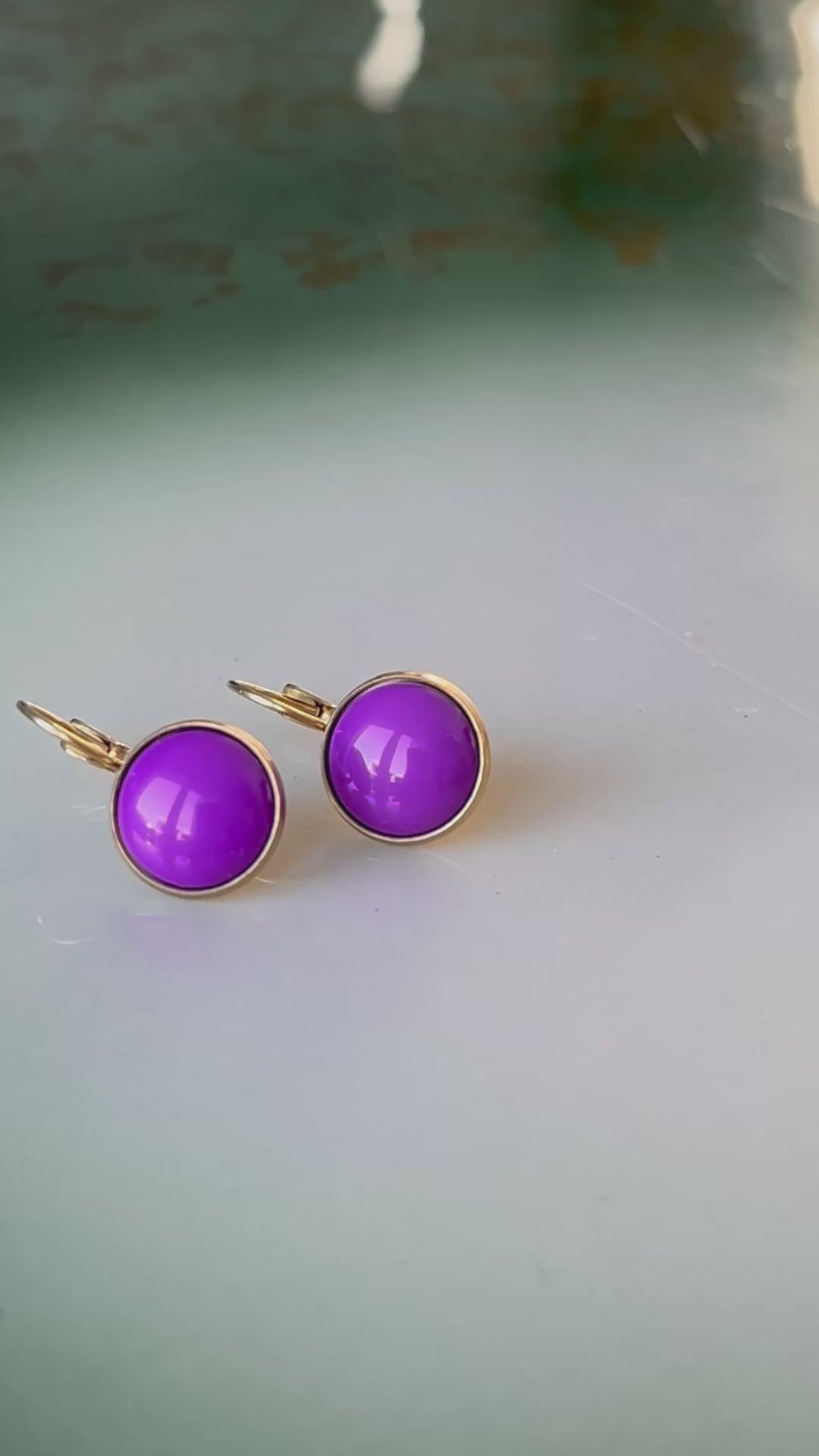Øredobber dots - solid purple