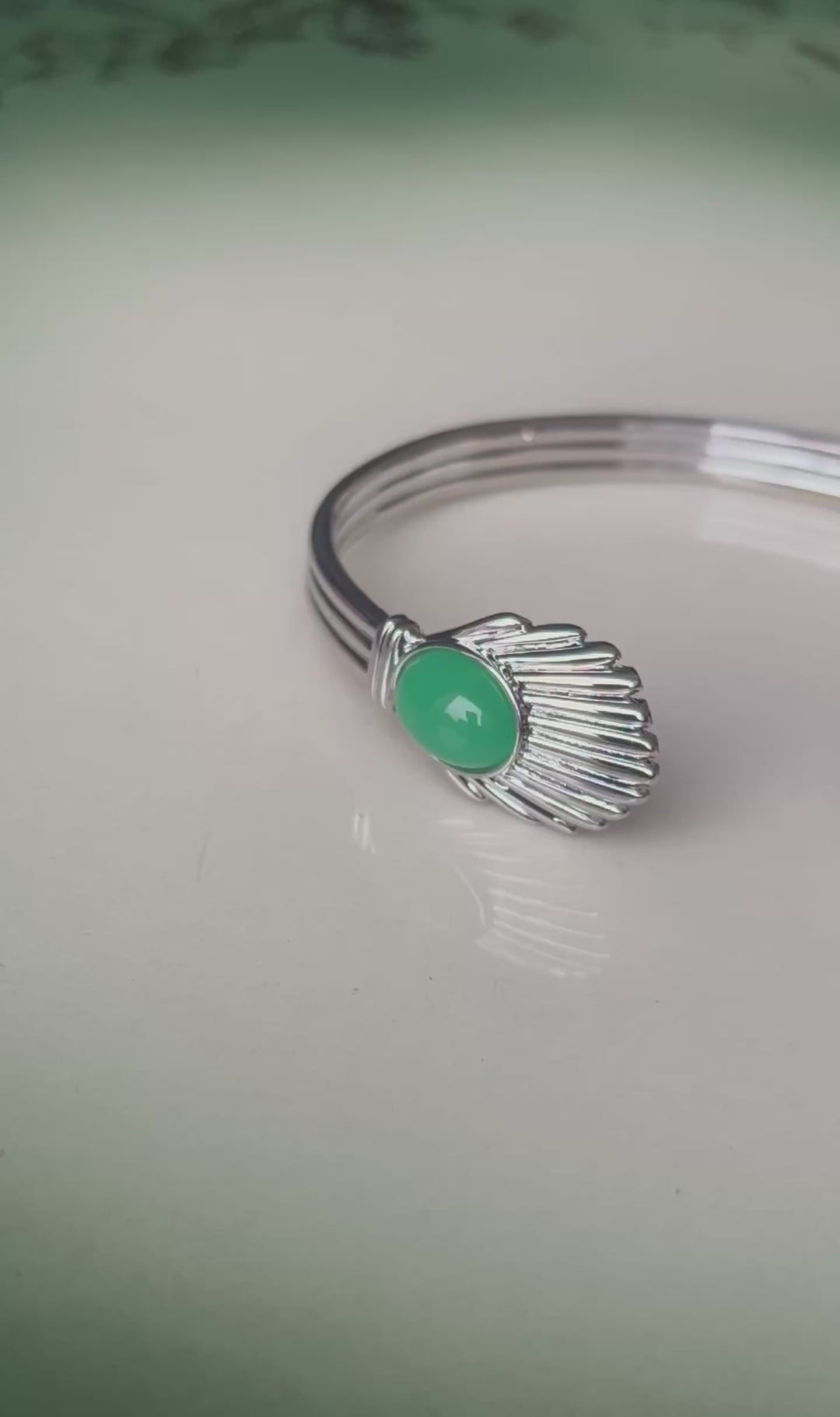 Venus Bangle armbånd - emerald sølv