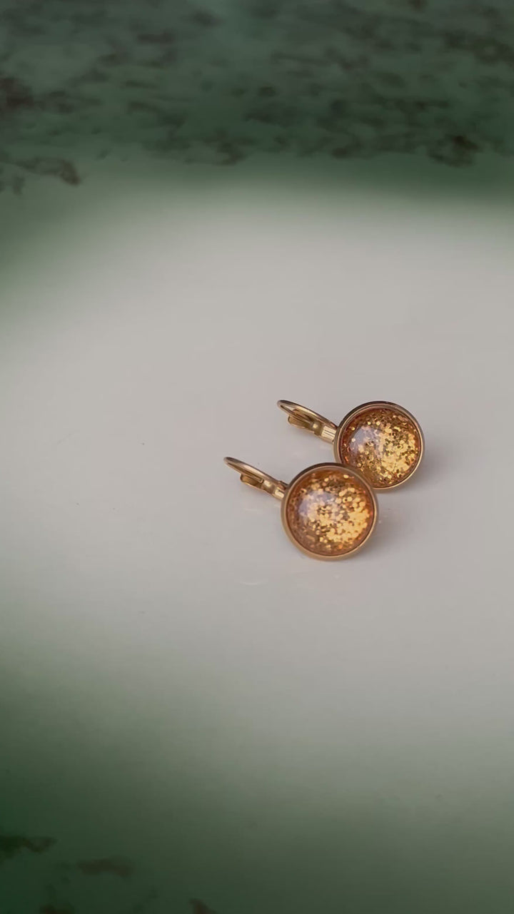 Øredobber dots - caramel glitter