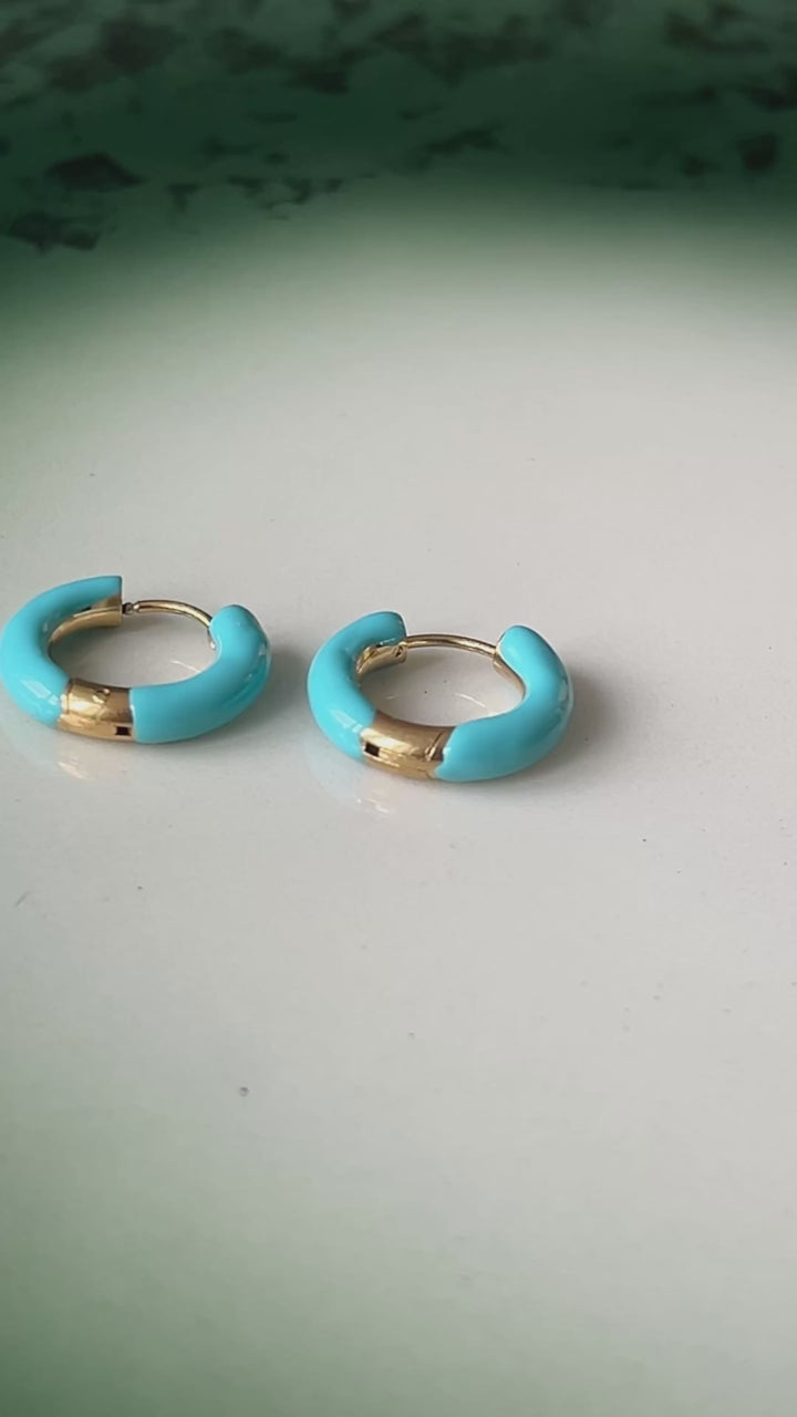 Earrings Oredobber glossy hoops turkis Froken Dianas Salonger 