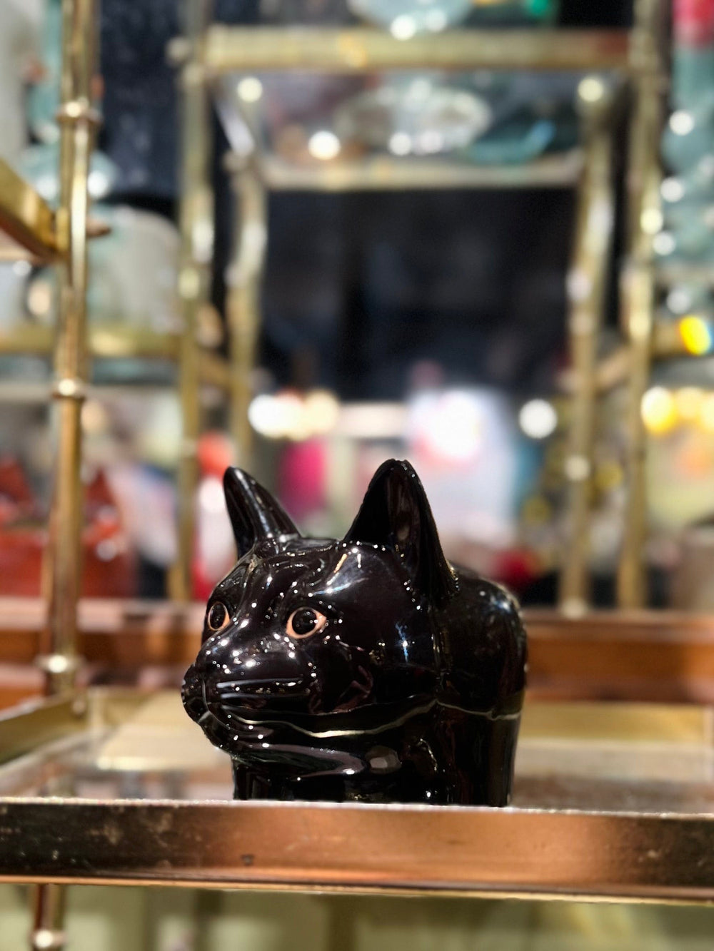 Quail Ceramics interiør Eggeglass - Katten Lucky