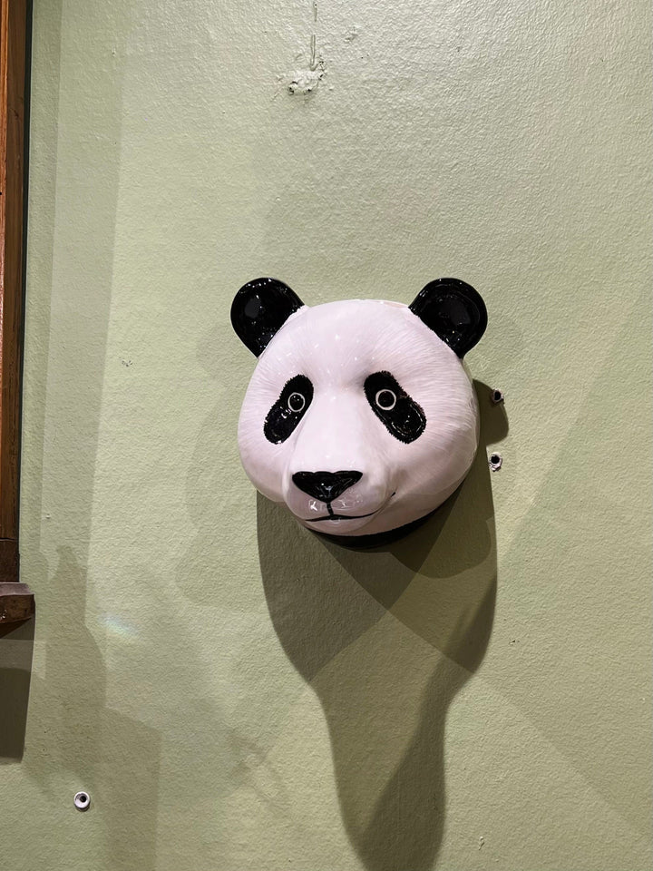 Quail Ceramics interiør Stor veggvase - panda