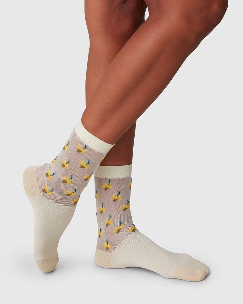 Swedish Stockings strømpebukser Sokker - Embla flower - kremhvit