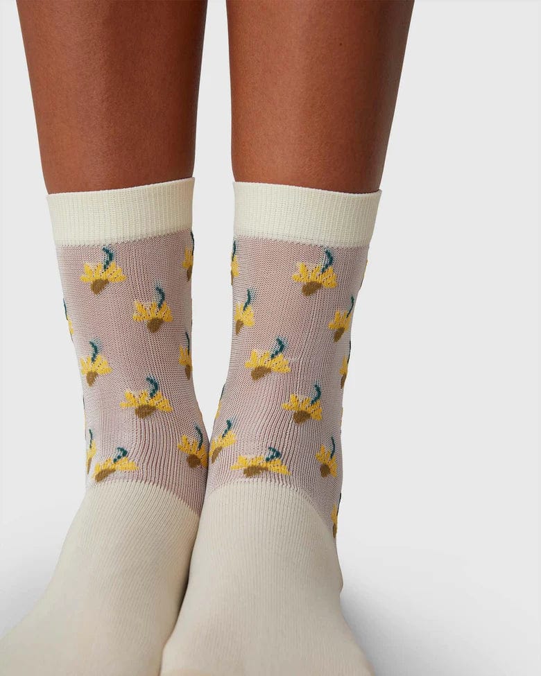 Swedish Stockings strømpebukser Sokker - Embla flower - kremhvit