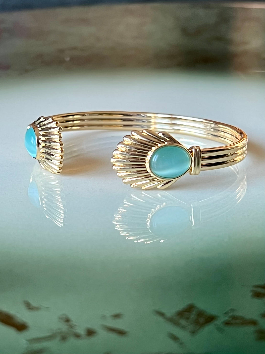 Urban Hippies armbånd Armbånd Venus Bangle - nile blue gull