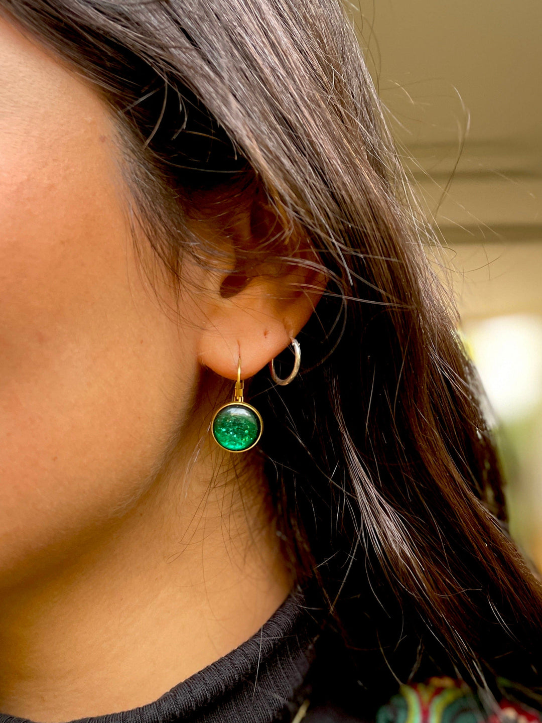 Urban Hippies øredobber Øredobber dots - emerald glitter