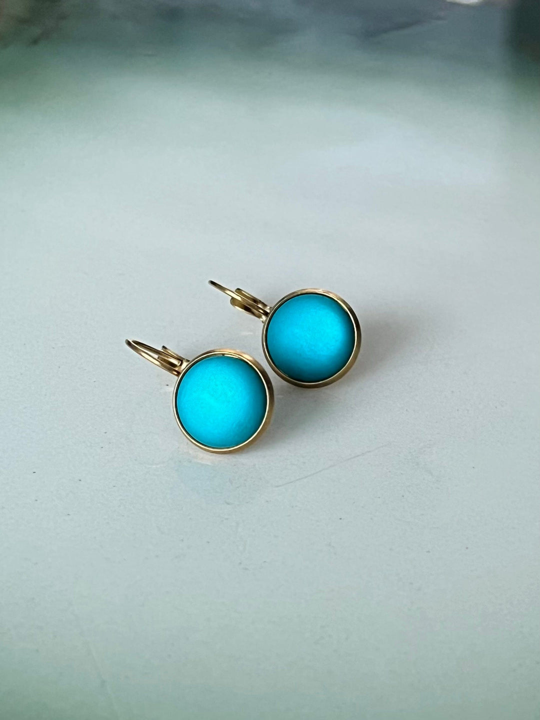 Urban Hippies øredobber Øredobber dots - silky turquoise