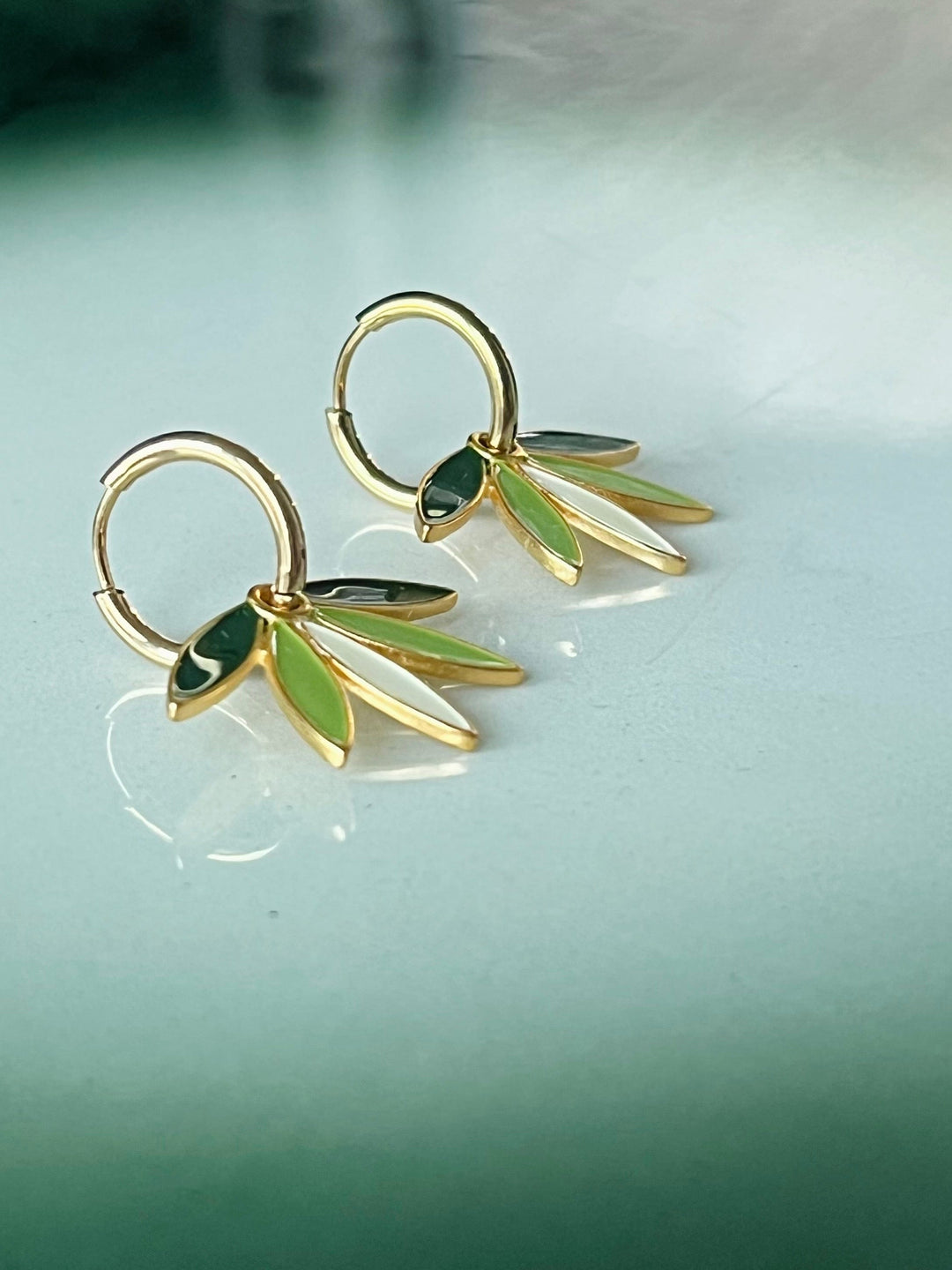 Urban Hippies øredobber Øredobber Gemma - olivengrønn