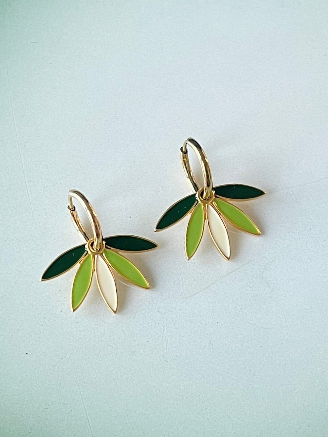 Urban Hippies øredobber Øredobber Gemma - olivengrønn