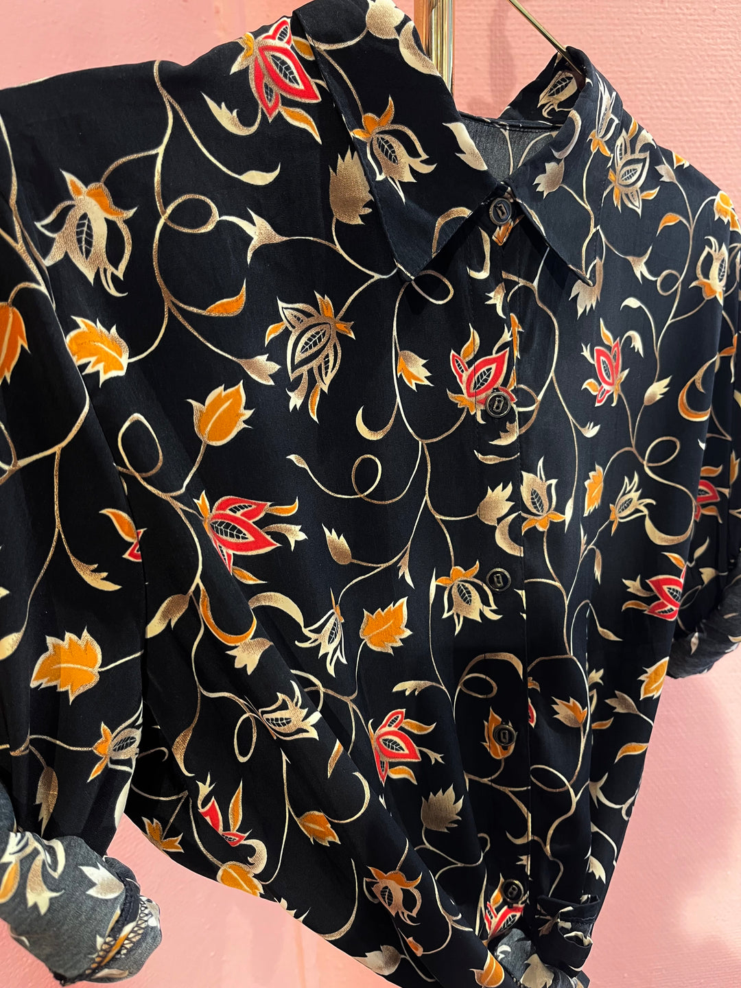 Vintage Vintage bluser M Vintagebluse - 441 Virvlende blomst str M