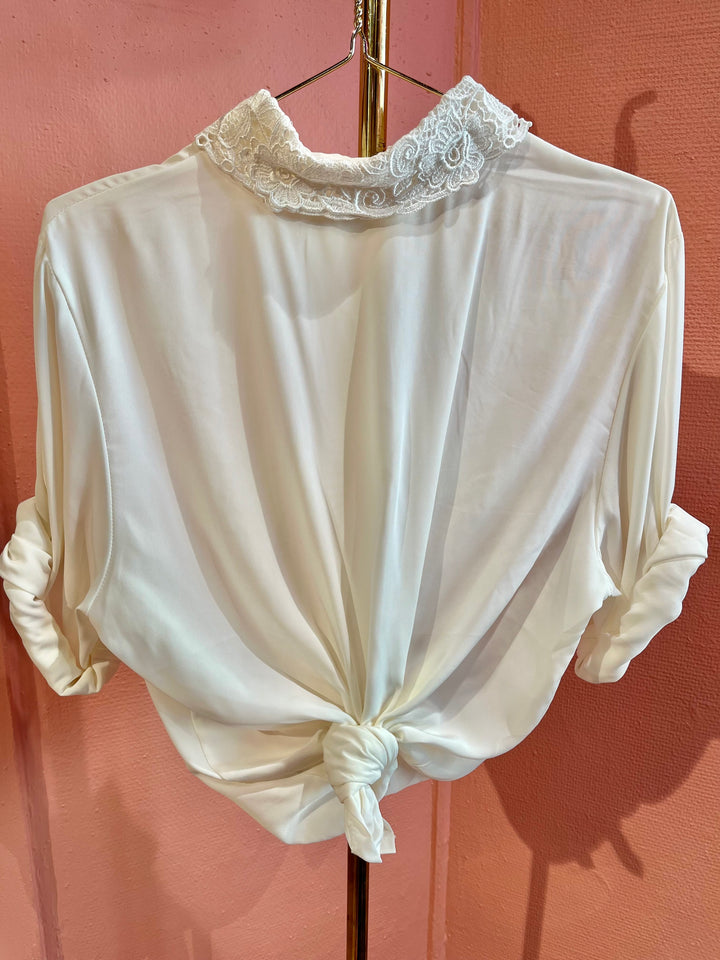 Vintage Vintage bluser M Vintagebluse - 451 Sløyfedryss str M
