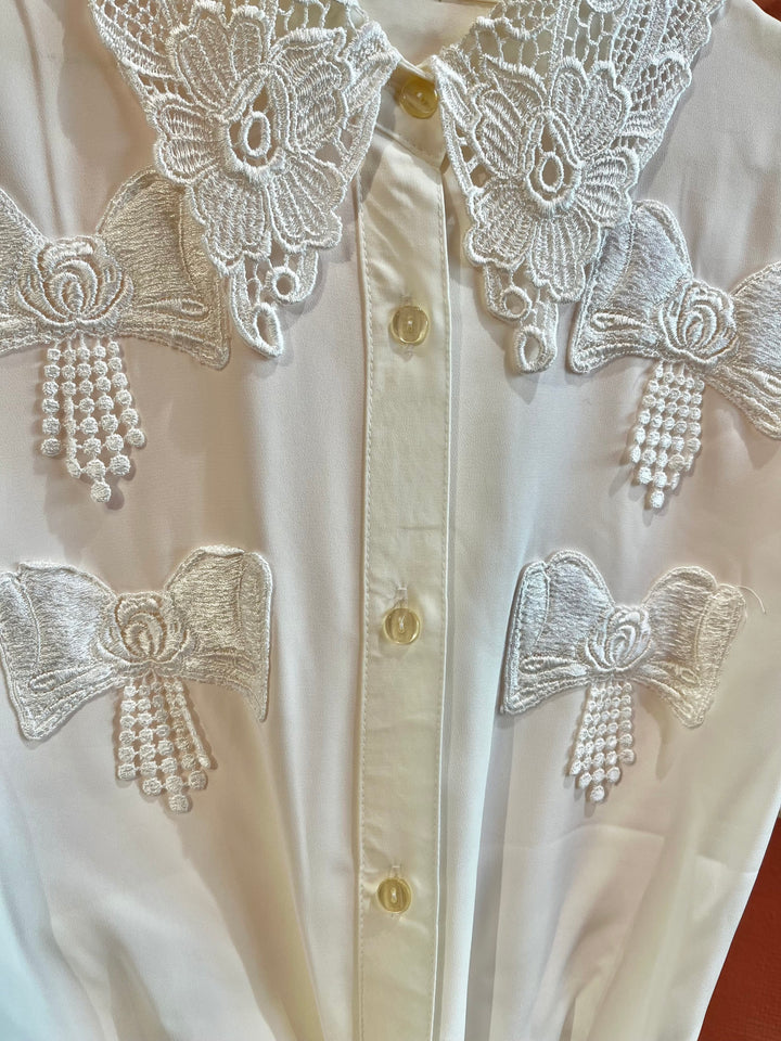 Vintage Vintage bluser M Vintagebluse - 451 Sløyfedryss str M