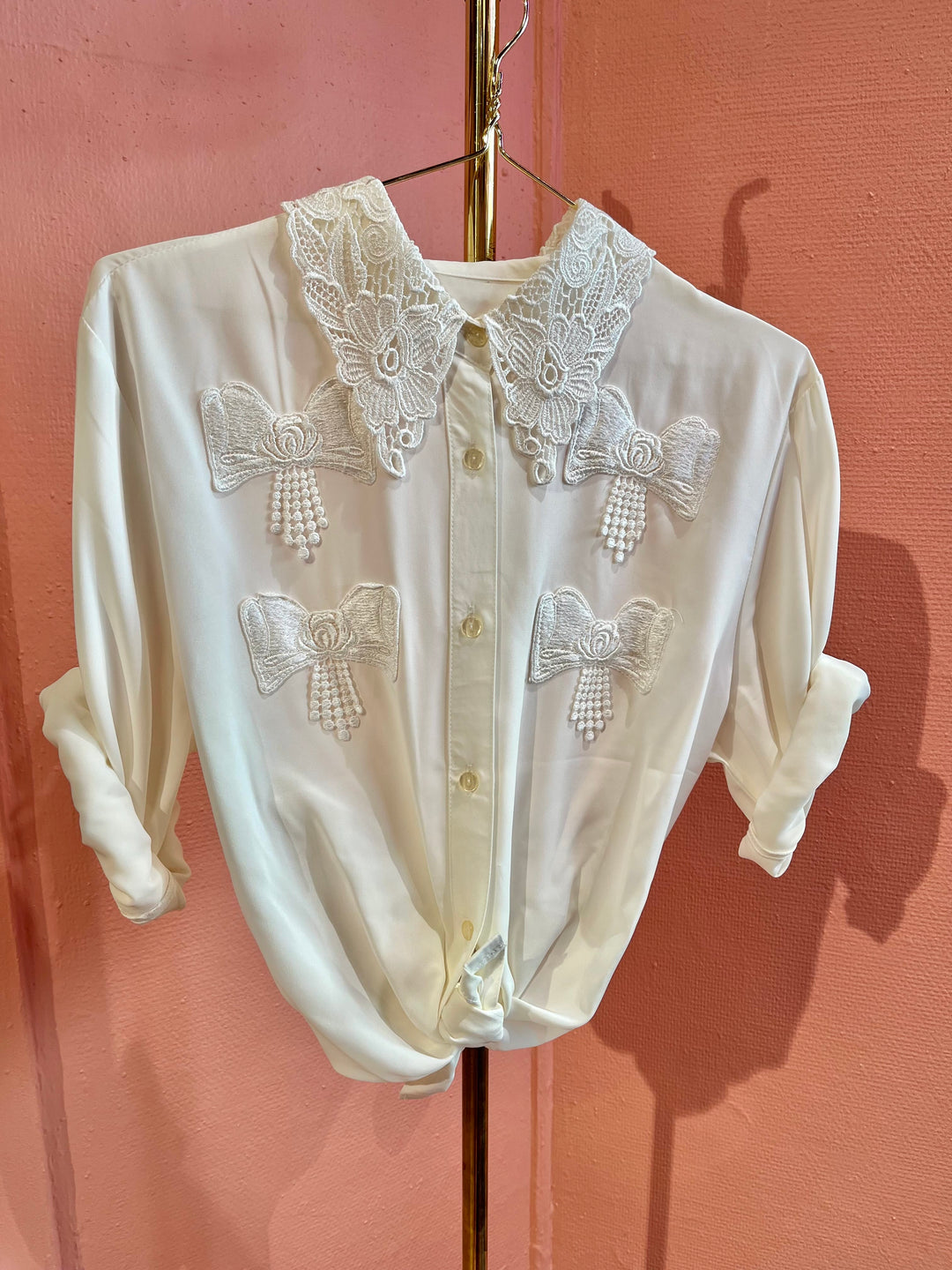 Vintage Vintage bluser M Vintagebluse - 451 Sløyfedryss str M