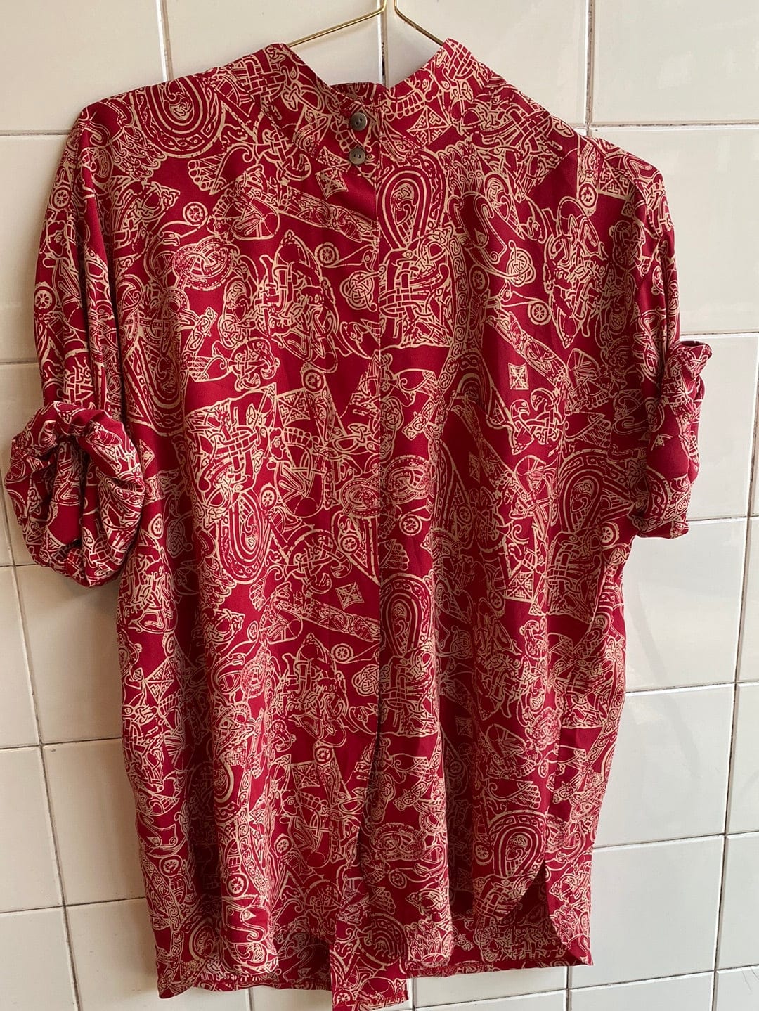 Vintage Vintage bluser L Vintagebluse - Dragemønster, str L