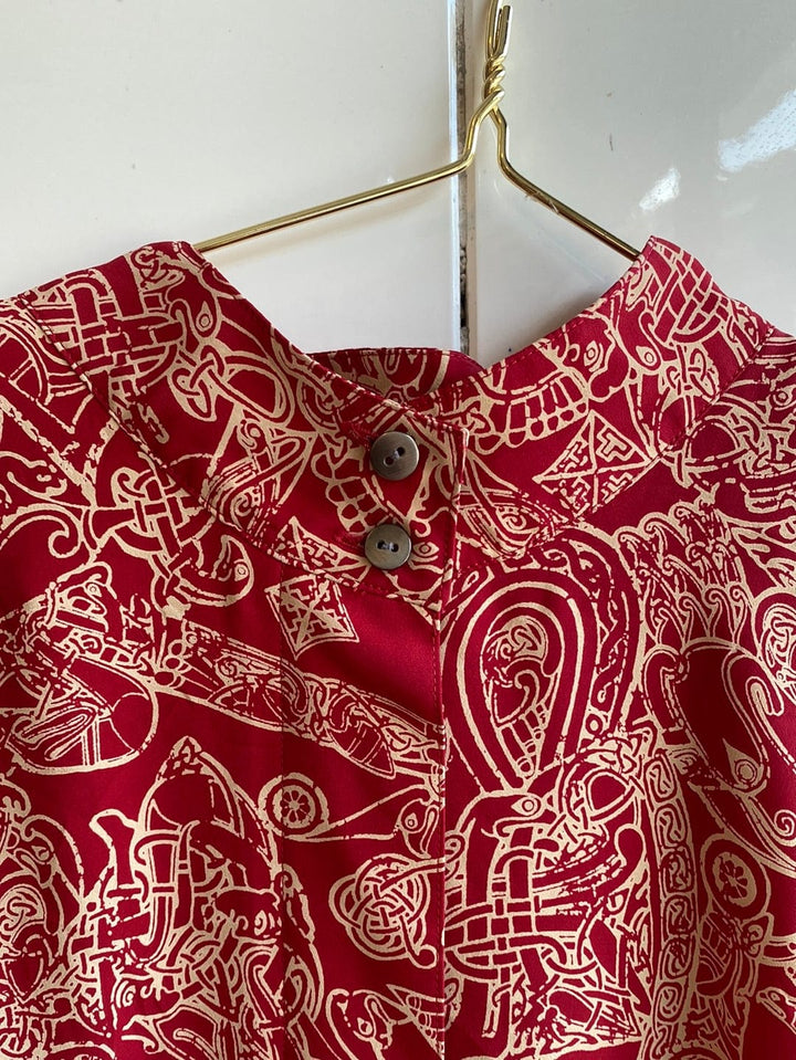 Vintage Vintage bluser L Vintagebluse - Dragemønster, str L