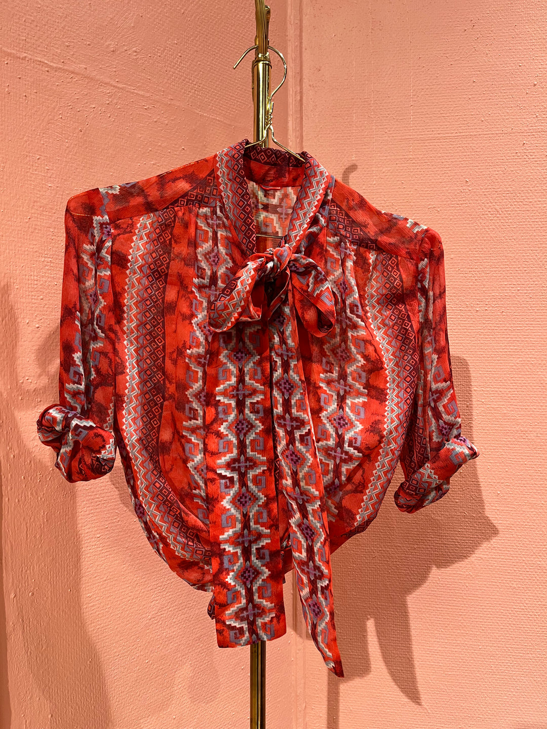 Vintage Vintage bluser S Vintagebluse - Rød zigzag, str S