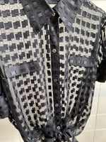 Last inn bildet i Galleri-visningsprogrammet, Vintage Vintage bluser 3XL Vintagebluse - Sorte ruter, str 3XL
