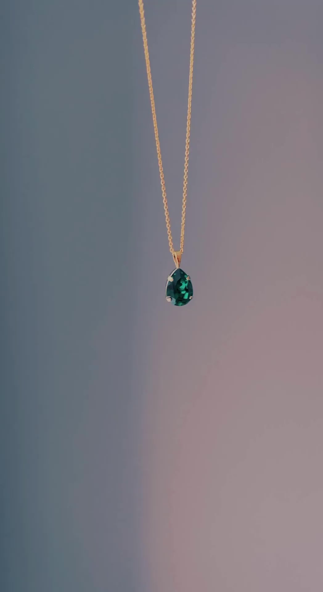 Mini drop necklace - emerald