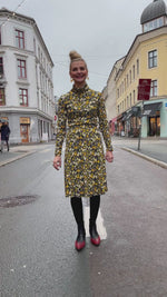 Last inn og spill av video i Gallerivisningen, Synne Skirt - floral
