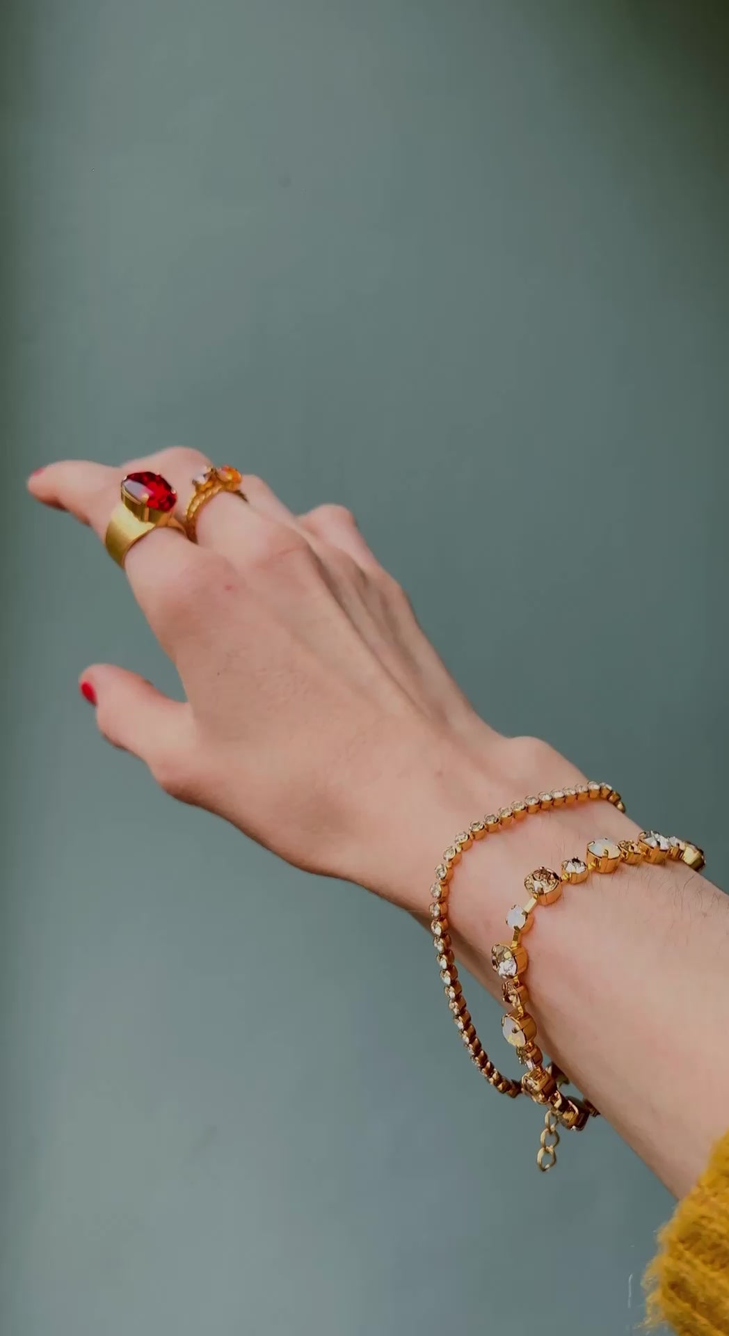 Calanthe bracelet - white combo