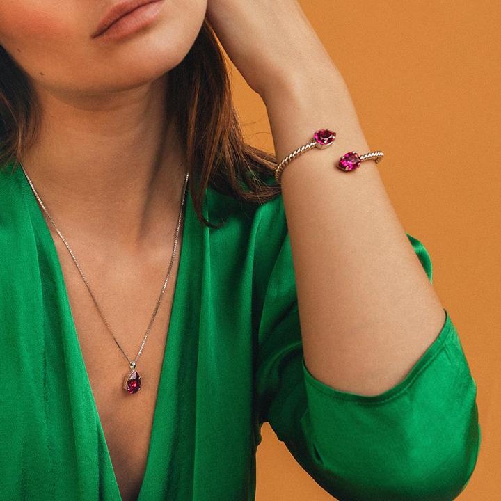 Caroline Svedbom halskjeder Mini Drop halskjede - fushia
