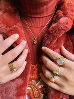 Last inn bildet i Galleri-visningsprogrammet, Caroline Svedbom halskjeder Mini drop necklace - light amber
