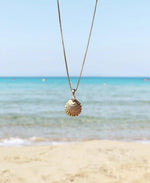 Last inn bildet i Galleri-visningsprogrammet, Caroline Svedbom halskjeder Shell necklace
