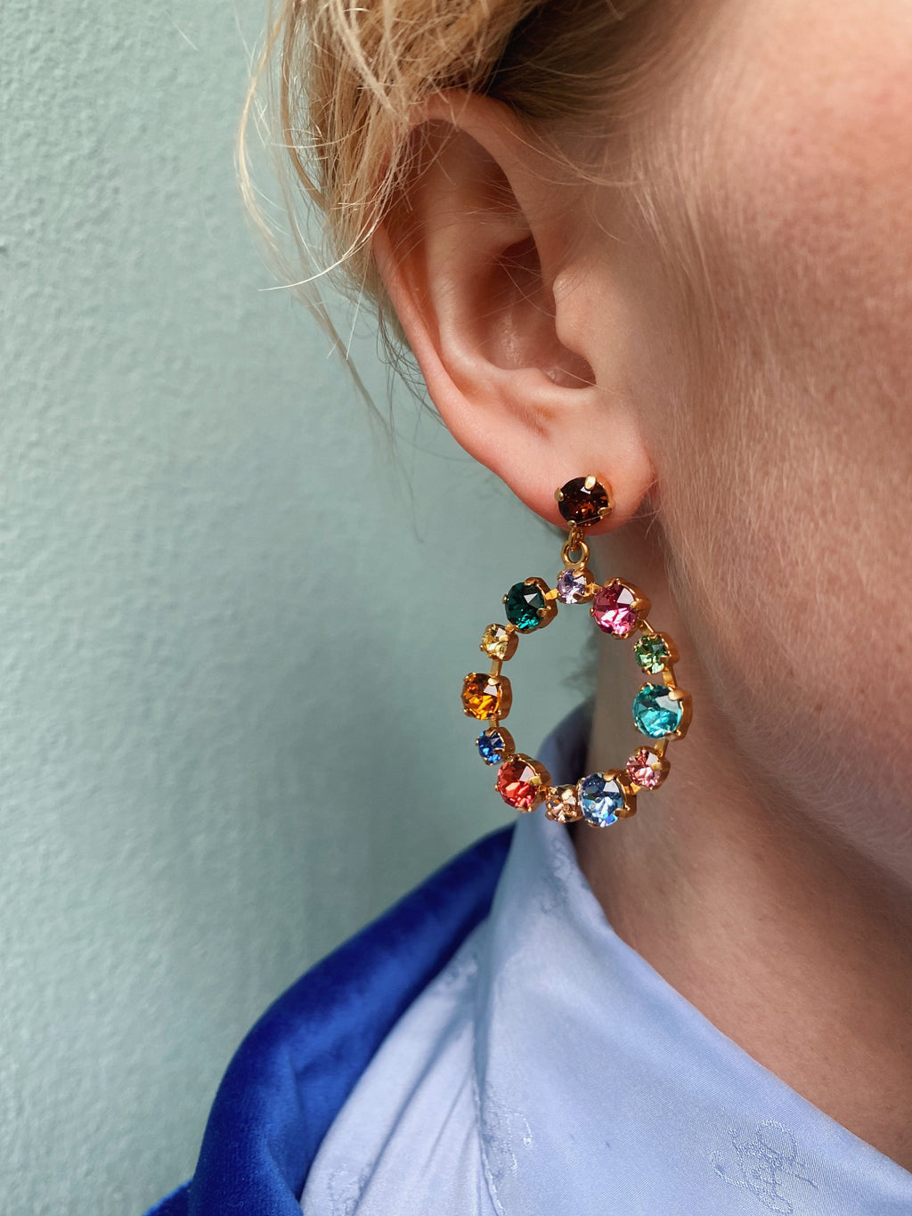 Caroline Svedbom øredobber Calanthe earrings - rainbow combo