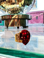 Last inn bildet i Galleri-visningsprogrammet, Caroline Svedbom ringer Classic drop ring - scarlet
