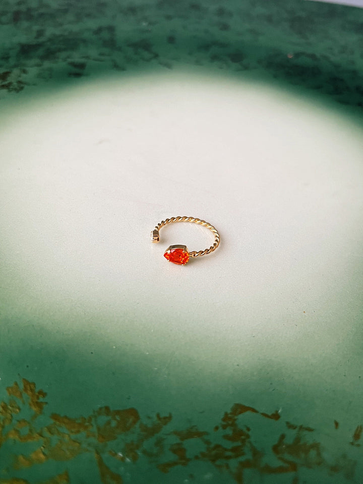 Caroline Svedbom ringer Nani ring - tangerine