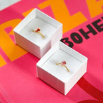 Last inn bildet i Galleri-visningsprogrammet, Caroline Svedbom ringer Niki ring - light rose
