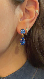 Last inn og spill av video i Gallerivisningen, Mini drop earrings - sapphire
