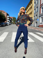 Last inn bildet i Galleri-visningsprogrammet, Dianas Vintage bukser Frida Pants twill - dark blue
