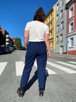Last inn bildet i Galleri-visningsprogrammet, Dianas Vintage bukser Frida Pants twill - dark blue
