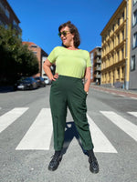 Last inn bildet i Galleri-visningsprogrammet, Dianas Vintage bukser Frida Pants twill - dark green
