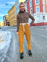 Last inn bildet i Galleri-visningsprogrammet, Dianas Vintage bukser Frida Pants twill - golden brown
