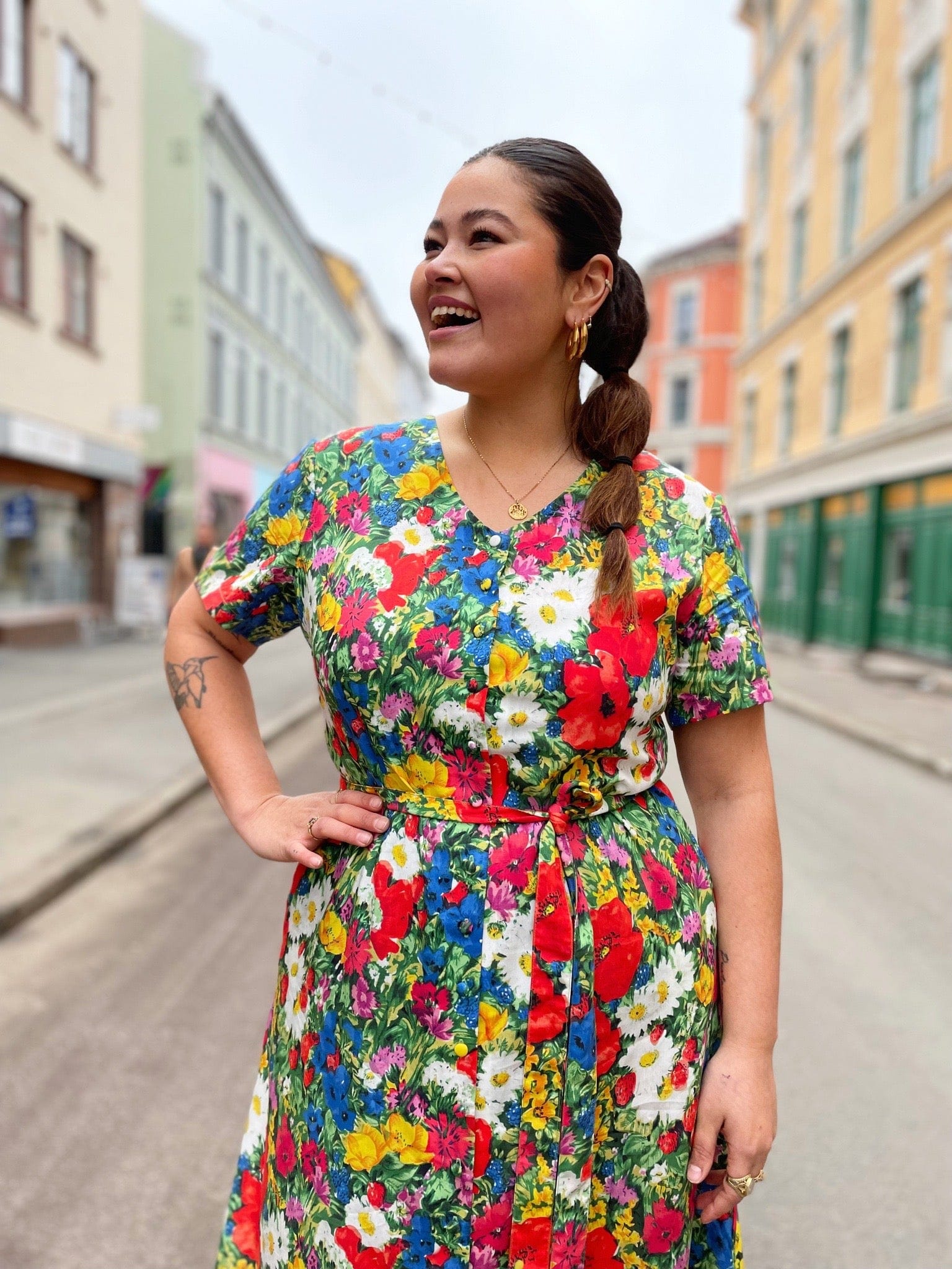 Dianas Vintage kjoler Betty Button dress - wildflowers