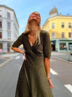 Last inn bildet i Galleri-visningsprogrammet, Dianas Vintage kjoler Diana Dress - gold glitter
