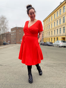 Dianas Vintage kjoler Wrap me dress - high risk red