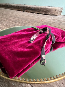 Dianas Vintage Smykkepose Smykkepose av restestoff - bordeaux fløyel
