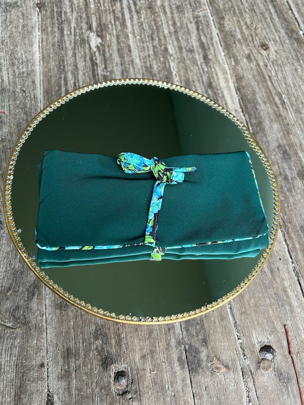 Dianas Vintage Smykkepose Smykkepose av restestoff - grønn med blue forest