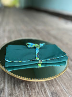 Last inn bildet i Galleri-visningsprogrammet, Dianas Vintage Smykkepose Smykkepose av restestoff - grønn med blue forest
