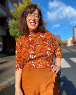 Last inn bildet i Galleri-visningsprogrammet, Dianas Vintage turtleneck Perfect polo - paisley
