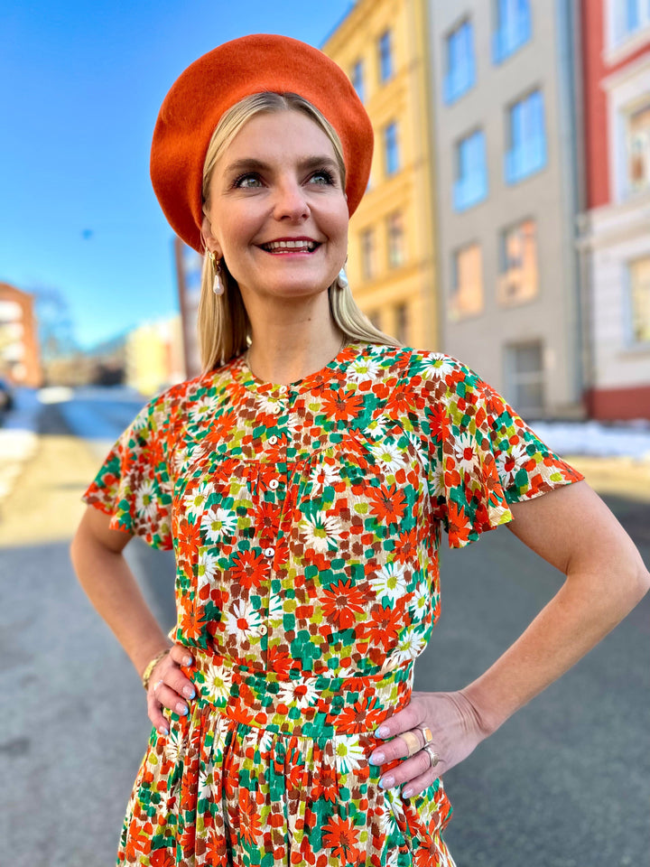 Frøken Dianas salonger Luer Alpelue - orange