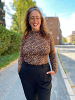 Last inn bildet i Galleri-visningsprogrammet, King Louie topper Betsy rollneck topp - Rocky brown
